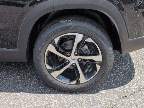 New 2026 Chevrolet Trax RS w/ Sunroof Package FWD image 27
