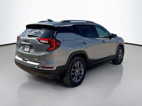 Used 2024 GMC Terrain SLT AWD/4WD image 7