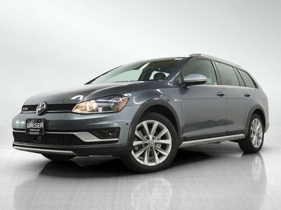Used 2017 Volkswagen Golf Alltrack SE