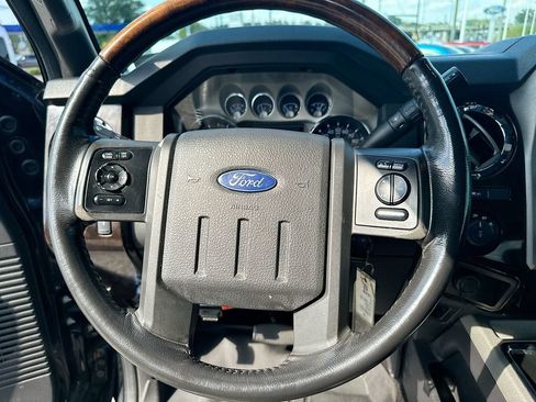 Used 2014 Ford F250 Platinum w/ Snow Plow Prep Package AWD/4WD image 18