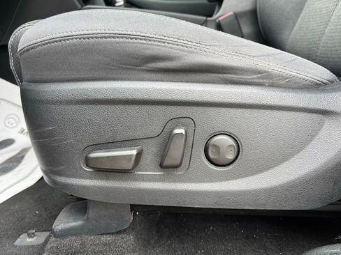 Used 2019 Hyundai Santa Fe SEL w/ Cargo Package FWD image 11