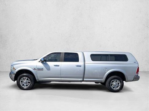 Used 2016 RAM 2500 Laramie AWD/4WD image 9
