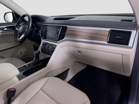 Used 2021 Volkswagen Atlas SEL FWD image 30