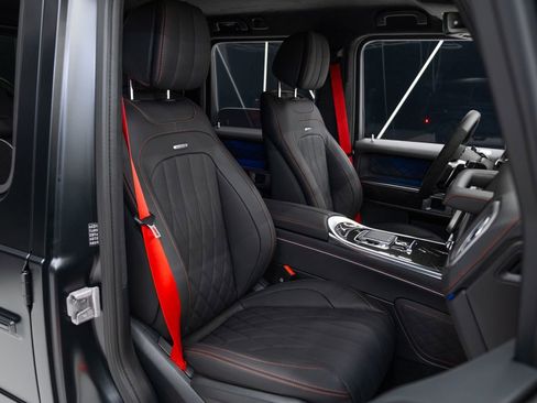 Used 2025 Mercedes-Benz G 63 AMG 4MATIC image 30