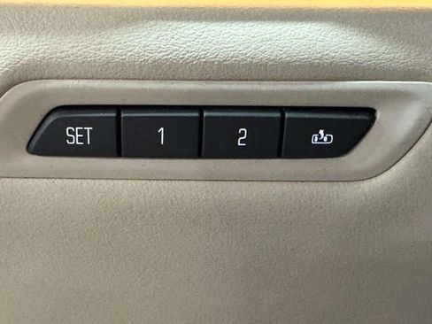 Used 2018 Cadillac XTS Luxury image 18