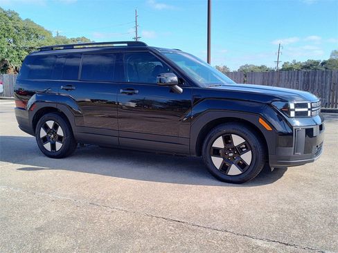 Used 2024 Hyundai Santa Fe SEL image 15