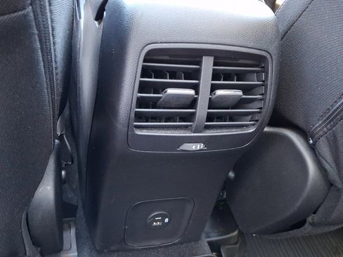 Certified 2022 Ford Escape SE w/ SE Sport Appearance Package image 13