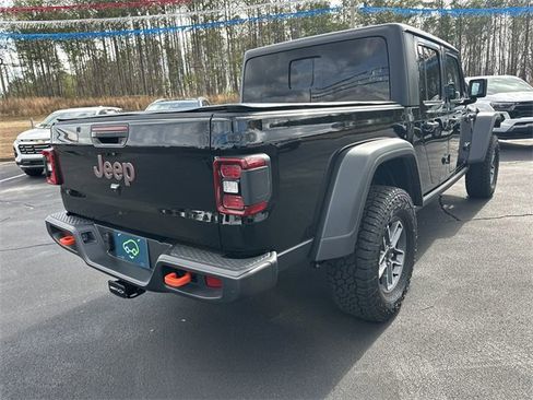 Used 2025 Jeep Gladiator Mojave w/ Convenience Group image 8