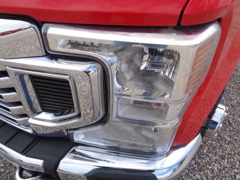 Used 2021 Ford F350 XLT w/ XLT Premium Package image 23