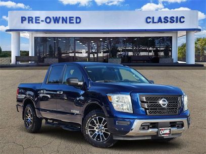 Used 2021 Nissan Titan SV w/ SV Convenience Package