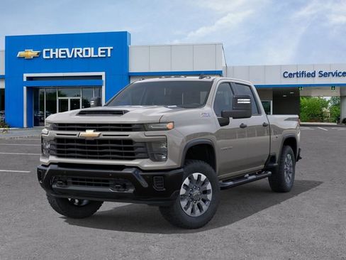 New 2026 Chevrolet Silverado 2500 Custom w/ Custom Value Package AWD/4WD image 6