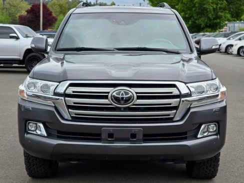 Used 2018 Toyota Land Cruiser w/ Carpet Mat Package AWD/4WD image 3