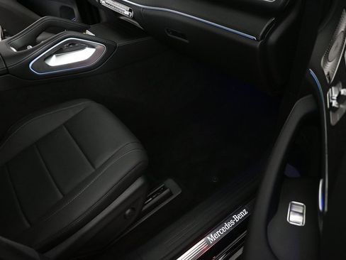 Used 2025 Mercedes-Benz GLS 450 4MATIC image 23