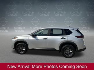 Used 2025 Nissan Rogue S video 2