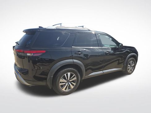 Used 2022 Nissan Pathfinder SL FWD image 4