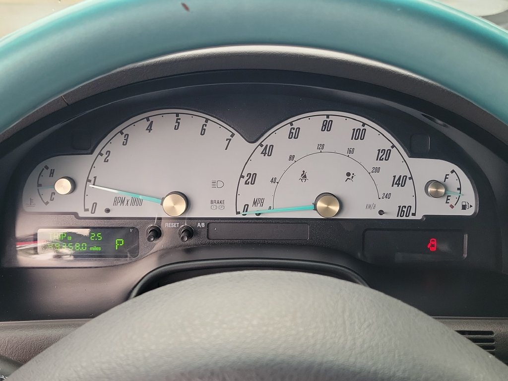 Used 2002 Ford Thunderbird RWD image 32