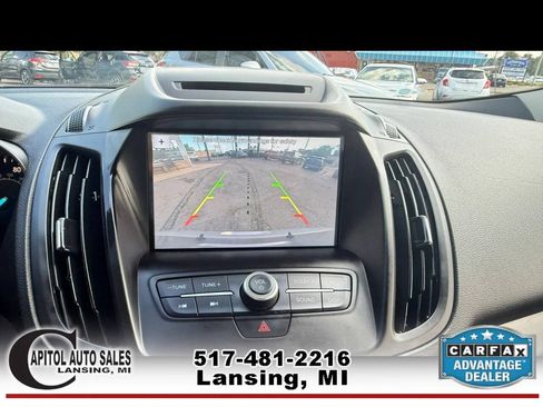Used 2018 Ford Escape SE w/ SE Sync 3 Package AWD/4WD image 22