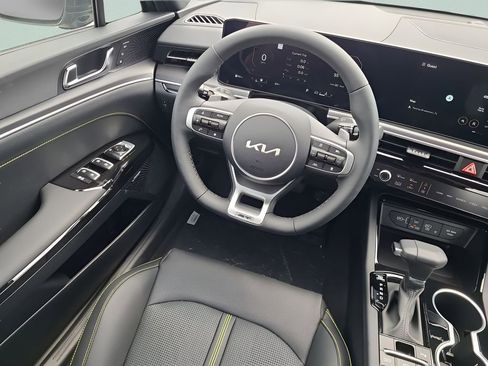 New 2026 Kia K5 GT w/ GT1 Package FWD image 16