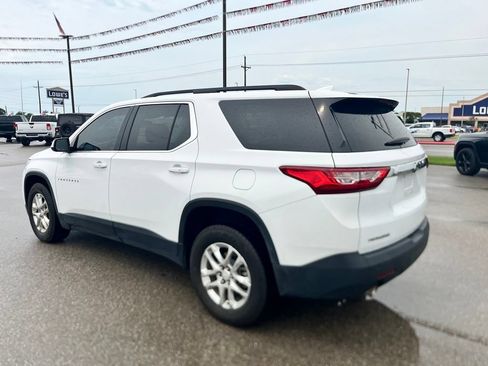 Used 2020 Chevrolet Traverse LT FWD image 4