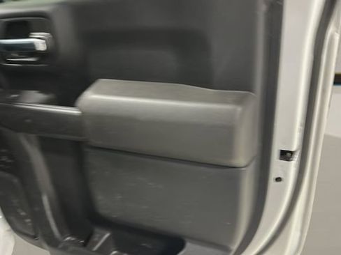 Used 2022 Chevrolet Silverado 1500 Custom w/ LPO, Dark Essentials Package AWD/4WD image 26