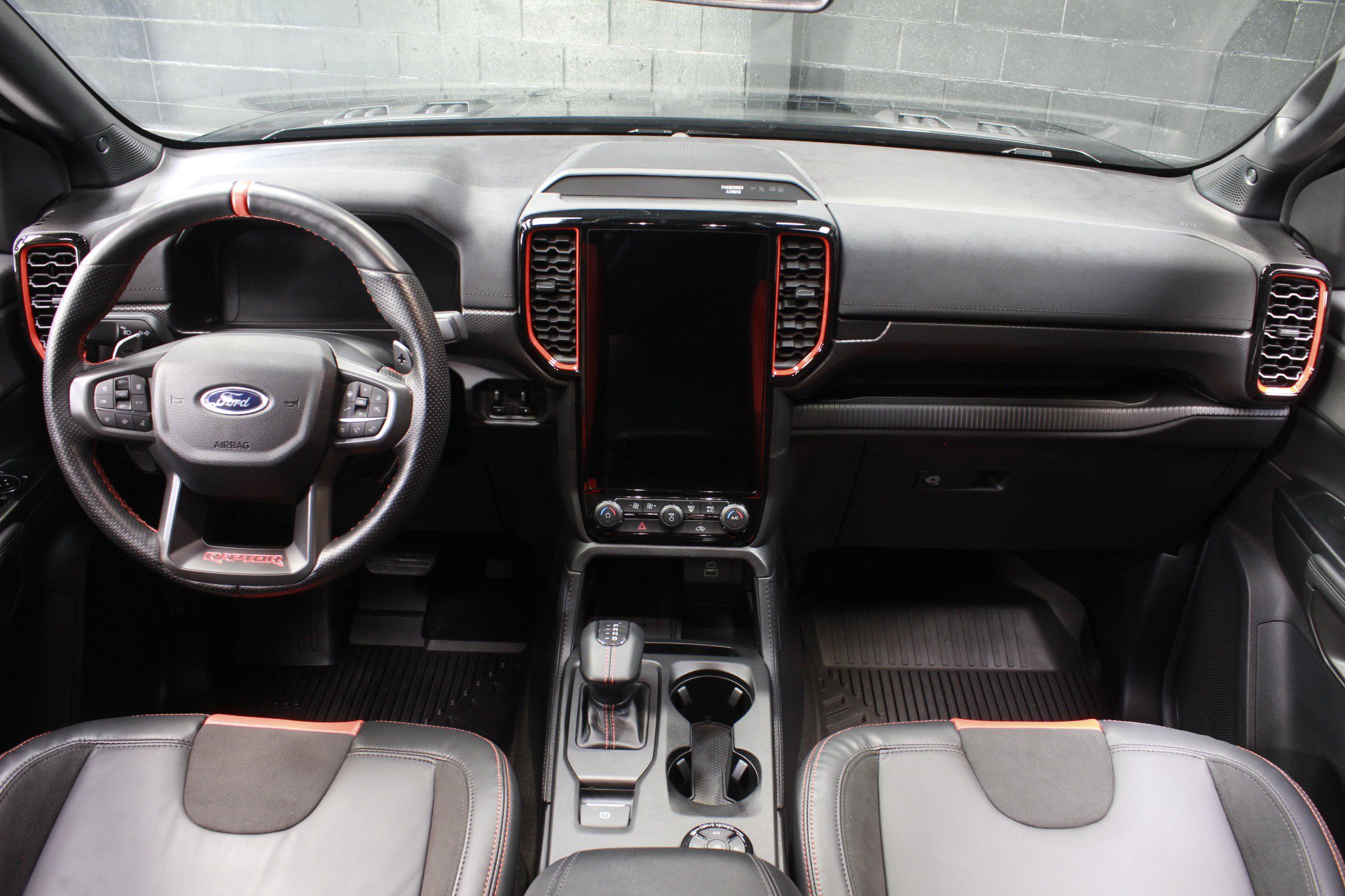 Used 2025 Ford Ranger Raptor AWD/4WD image 38