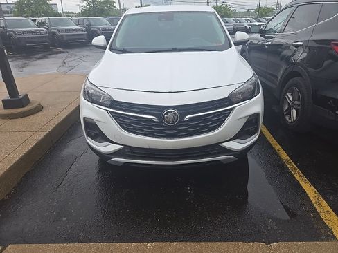 Used 2020 Buick Encore GX Preferred FWD image 2