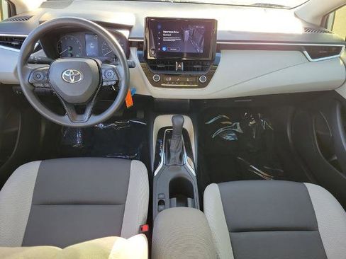Used 2025 Toyota Corolla LE image 15