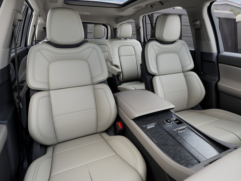New 2027 Lincoln Aviator Reserve AWD/4WD image 10