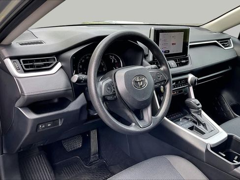 Used 2023 Toyota RAV4 LE FWD image 18