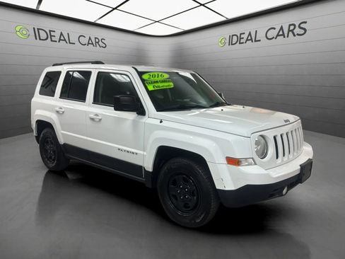 Used 2016 Jeep Patriot Sport w/ Power Value Group FWD image 3