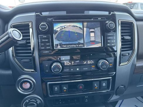 Used 2017 Nissan Titan Platinum Reserve AWD/4WD image 22