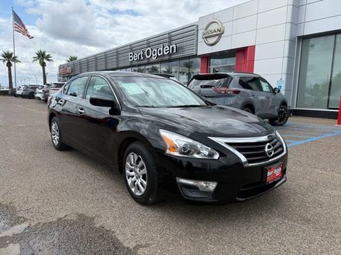 Used 2013 Nissan Altima 2.5 S image 1