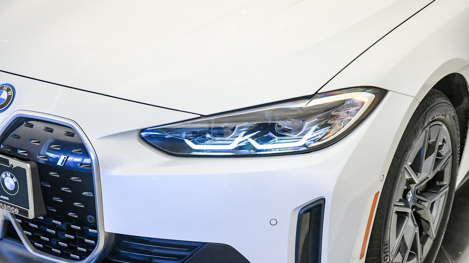 Certified 2024 BMW i4 eDrive35 w/ Convenience Package RWD image 9