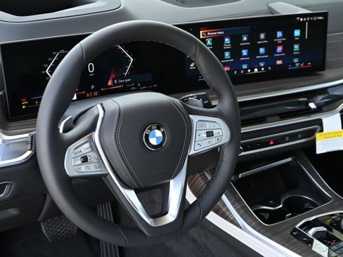 New 2026 BMW X7 xDrive40i AWD/4WD image 12