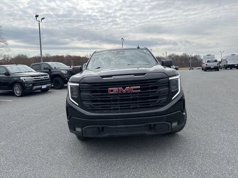 Used 2022 GMC Sierra 1500 Elevation w/ Preferred Package image 2