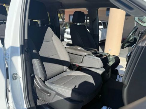 Used 2019 GMC Sierra 1500 SLE w/ SLE Value Package image 21