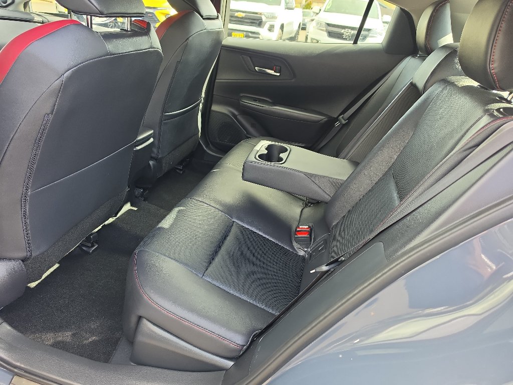 Used 2024 Toyota Prius Prime Premium FWD image 20