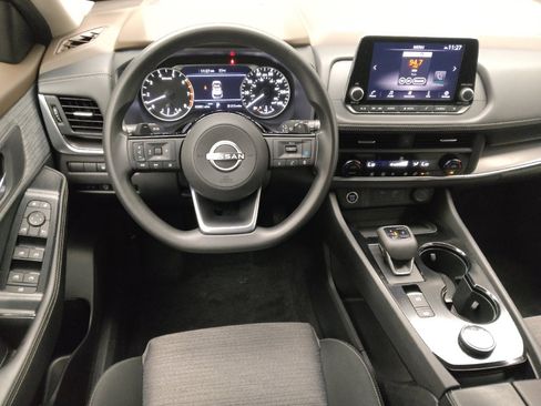 Used 2023 Nissan Rogue SV AWD/4WD image 22