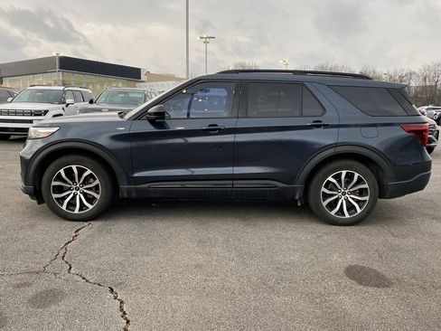 Used 2022 Ford Explorer ST-Line w/ Class IV Trailer Tow Package image 4