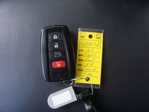Used 2024 Toyota RAV4 XLE w/ Convenience Package AWD/4WD image 24