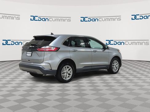 Used 2023 Ford Edge SEL w/ Cold Weather Package AWD/4WD image 8
