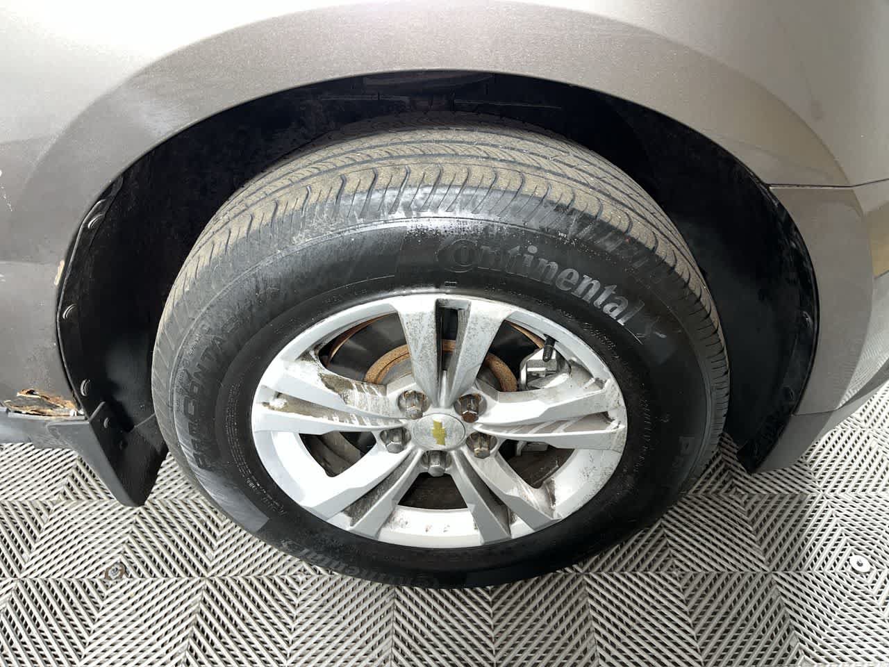 Used 2011 Chevrolet Equinox LT AWD/4WD image 10
