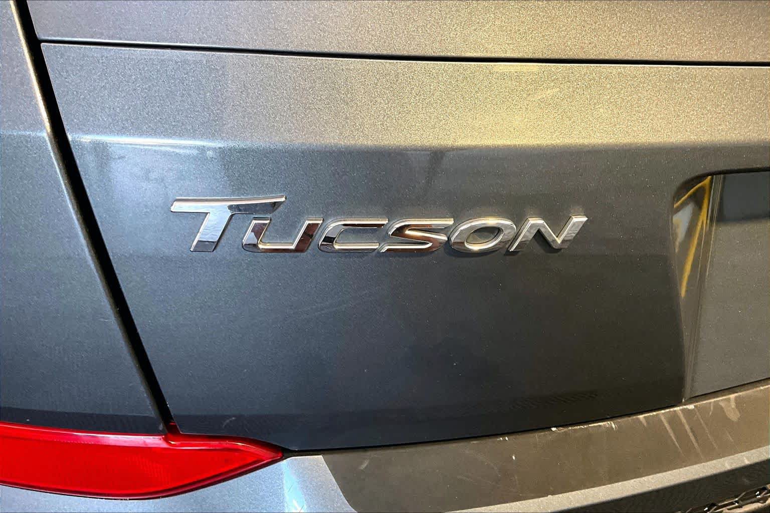 Used 2017 Hyundai Tucson SE w/ SE Popular Package 02 AWD/4WD image 10