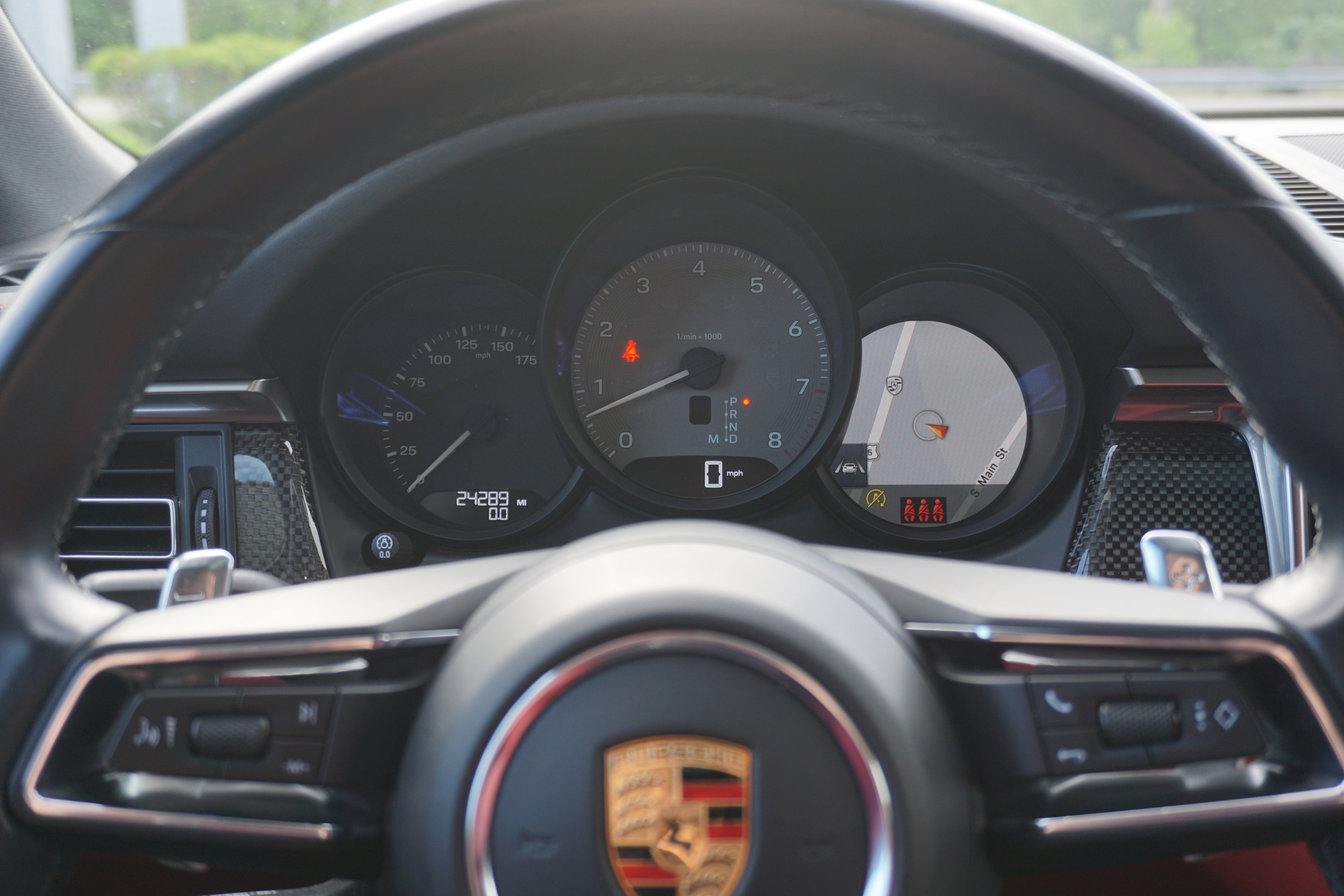 Certified 2023 Porsche Macan S AWD/4WD image 28