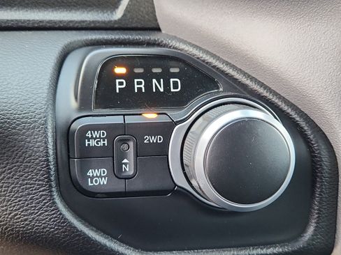 Used 2024 RAM 2500 Big Horn AWD/4WD image 22