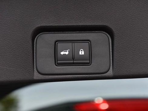 New 2026 Nissan Rogue SV image 28