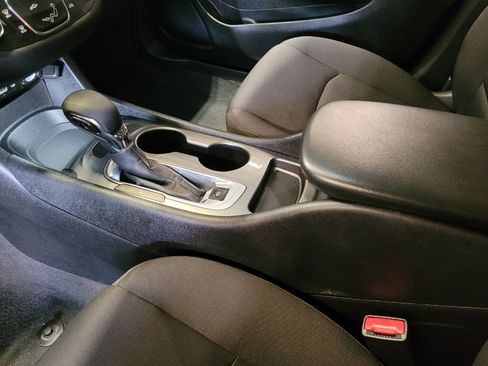 Used 2023 Chevrolet Malibu LS FWD image 26