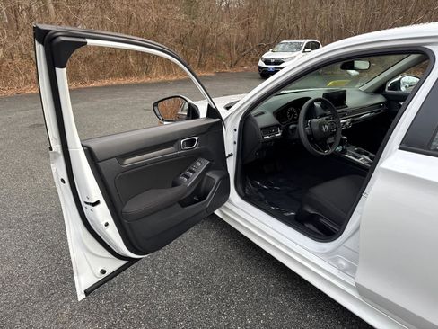 Used 2025 Honda Civic LX image 12
