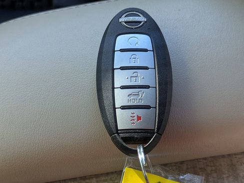 Used 2023 Nissan Murano SL w/ SL Moonroof Package FWD image 32
