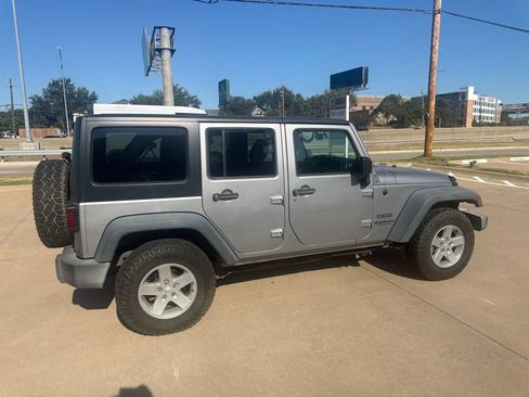 Used 2016 Jeep Wrangler Unlimited Sport w/ Quick Order Package 24S AWD/4WD image 13